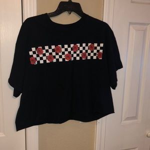 Checkered crop shirt